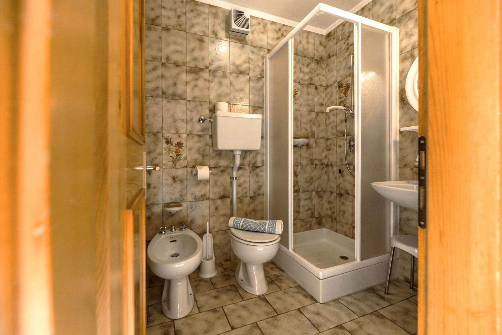 Hotel Garni Rosengarten Pera Kültér fotó